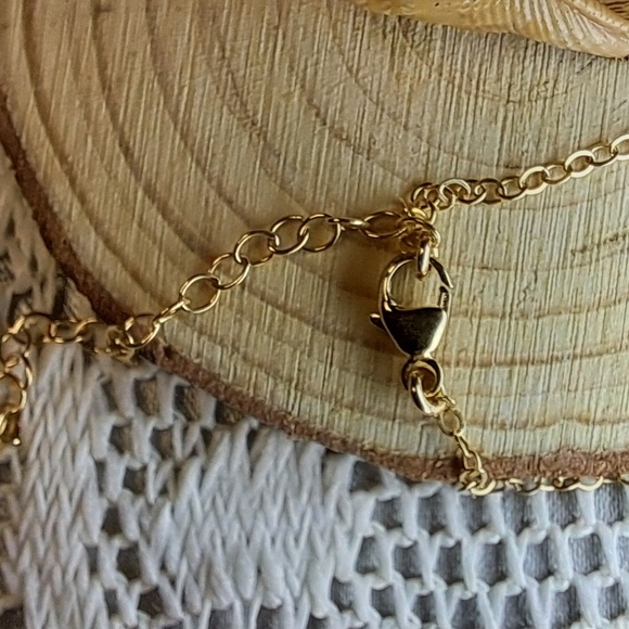 Artisan Gold Plated Conch Shell w/ 14k Goldfilled Necklace - Picture 6 of 8